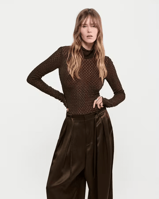 MESH LACE TURTLENECK - FEBE Clothing